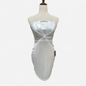 Lulu’s Little White Satin Dress, Size medium, NWT
